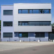 Summer 2011: Construction of a new office and lab building